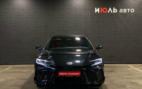 Toyota Camry, 2024 год, 3 860 000 рублей, 2 фотография