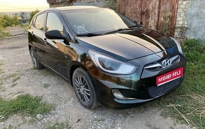 Hyundai Solaris II рестайлинг, 2011 год, 606 000 рублей, 1 фотография