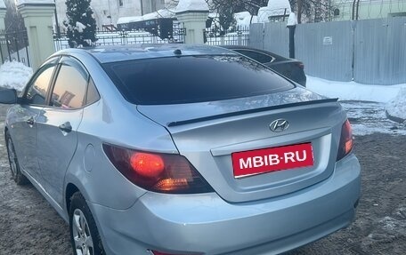 Hyundai Solaris II рестайлинг, 2012 год, 420 000 рублей, 1 фотография