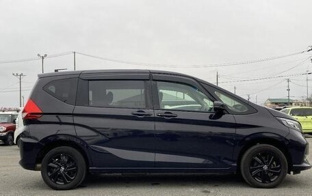 Honda Freed II, 2023 год, 1 170 000 рублей, 8 фотография