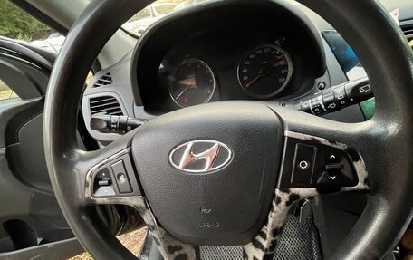 Hyundai Solaris II рестайлинг, 2011 год, 606 000 рублей, 5 фотография