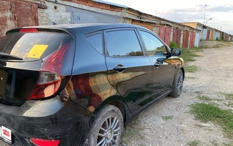 Hyundai Solaris II рестайлинг, 2011 год, 606 000 рублей, 3 фотография