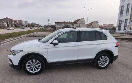 Volkswagen Tiguan II, 2021 год, 3 335 000 рублей, 10 фотография