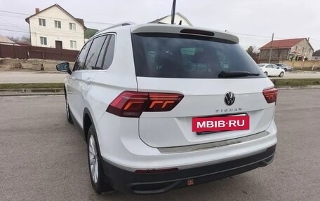 Volkswagen Tiguan II, 2021 год, 3 335 000 рублей, 4 фотография