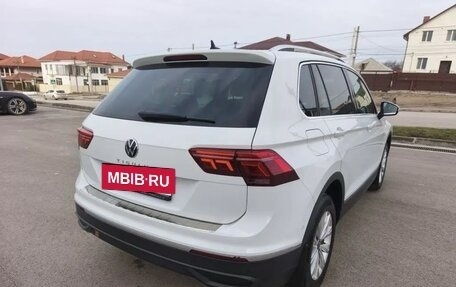 Volkswagen Tiguan II, 2021 год, 3 335 000 рублей, 5 фотография