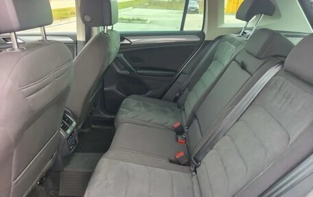 Volkswagen Tiguan II, 2021 год, 3 335 000 рублей, 14 фотография