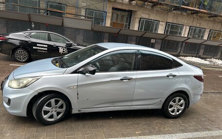 Hyundai Solaris II рестайлинг, 2012 год, 420 000 рублей, 4 фотография