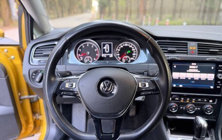 Volkswagen Golf VII, 2018 год, 1 800 000 рублей, 8 фотография