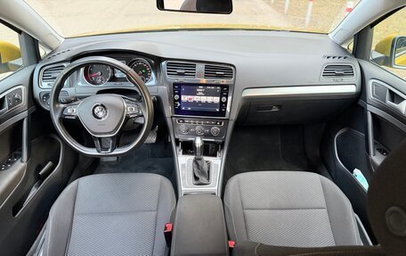 Volkswagen Golf VII, 2018 год, 1 800 000 рублей, 10 фотография