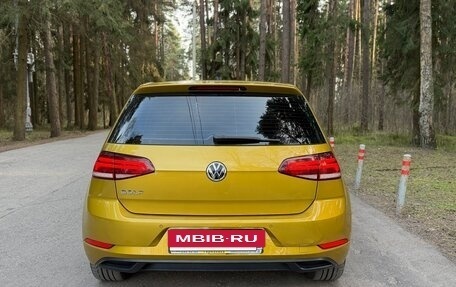 Volkswagen Golf VII, 2018 год, 1 800 000 рублей, 6 фотография