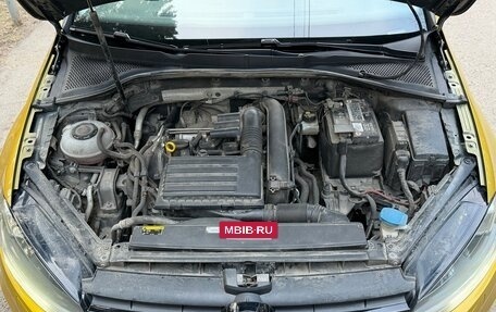 Volkswagen Golf VII, 2018 год, 1 800 000 рублей, 15 фотография