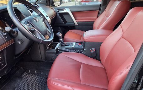 Toyota Land Cruiser Prado 150 рестайлинг 2, 2021 год, 8 250 000 рублей, 9 фотография