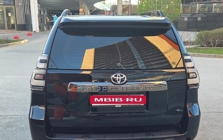 Toyota Land Cruiser Prado 150 рестайлинг 2, 2021 год, 8 250 000 рублей, 7 фотография