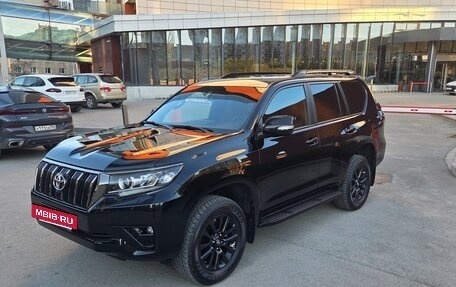 Toyota Land Cruiser Prado 150 рестайлинг 2, 2021 год, 8 250 000 рублей, 2 фотография