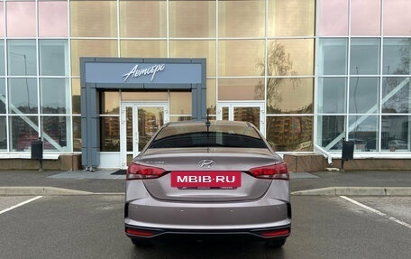 Hyundai Solaris II рестайлинг, 2021 год, 1 500 000 рублей, 4 фотография