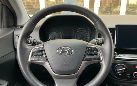 Hyundai Solaris II рестайлинг, 2021 год, 1 500 000 рублей, 11 фотография