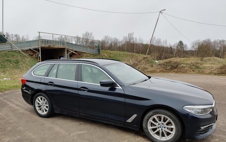 BMW 5 серия, 2018 год, 2 750 000 рублей, 3 фотография