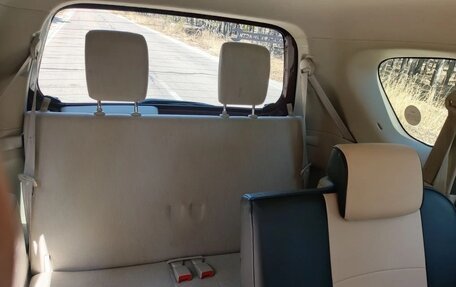 Toyota Passo Sette, 2009 год, 677 777 рублей, 16 фотография