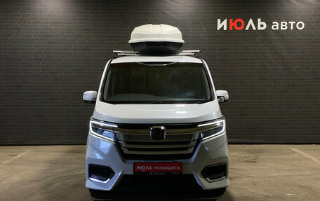 Honda Stepwgn IV, 2019 год, 2 575 000 рублей, 2 фотография
