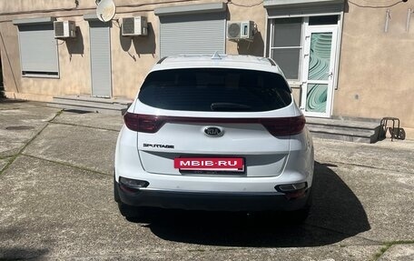 KIA Sportage IV рестайлинг, 2021 год, 2 150 000 рублей, 5 фотография