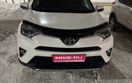 Toyota RAV4, 2018 год, 2 570 000 рублей, 1 фотография