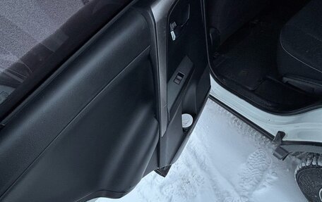 Toyota RAV4, 2018 год, 2 570 000 рублей, 5 фотография