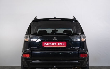 Mitsubishi Outlander III рестайлинг 3, 2011 год, 1 299 000 рублей, 5 фотография