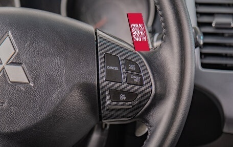 Mitsubishi Outlander III рестайлинг 3, 2011 год, 1 299 000 рублей, 13 фотография