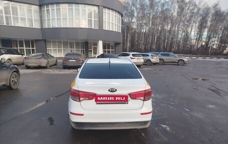 KIA Rio III рестайлинг, 2016 год, 440 000 рублей, 2 фотография