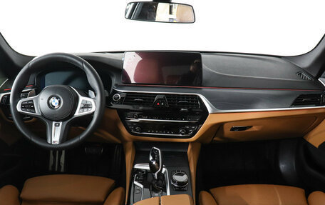 BMW 5 серия, 2021 год, 6 199 000 рублей, 11 фотография