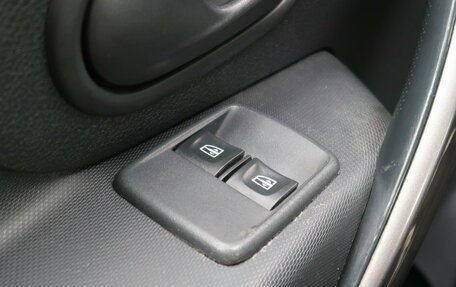 Renault Sandero II рестайлинг, 2016 год, 979 000 рублей, 22 фотография