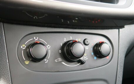 Renault Sandero II рестайлинг, 2016 год, 979 000 рублей, 19 фотография