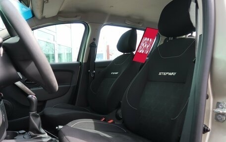 Renault Sandero II рестайлинг, 2016 год, 979 000 рублей, 21 фотография