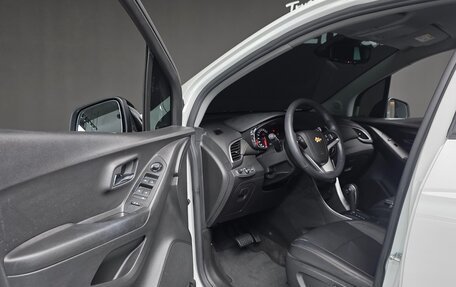 Chevrolet Trax, 2022 год, 1 560 000 рублей, 14 фотография