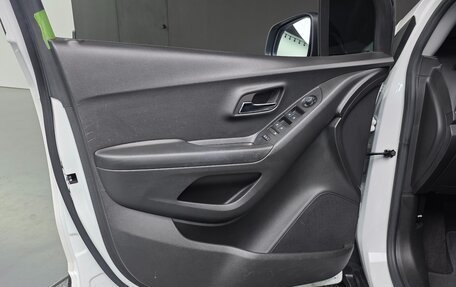 Chevrolet Trax, 2022 год, 1 560 000 рублей, 12 фотография