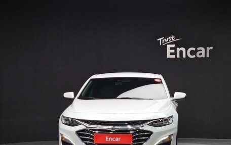 Chevrolet Malibu IX, 2022 год, 1 611 000 рублей, 3 фотография