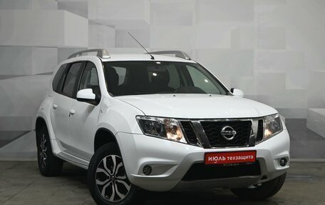 Nissan Terrano III, 2018 год, 1 400 000 рублей, 4 фотография