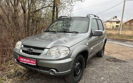 Chevrolet Niva I рестайлинг, 2011 год, 249 000 рублей, 1 фотография
