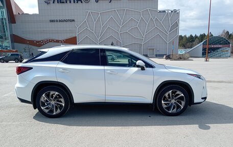 Lexus RX IV рестайлинг, 2017 год, 3 990 000 рублей, 2 фотография