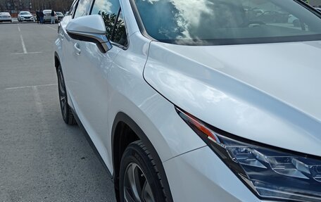 Lexus RX IV рестайлинг, 2017 год, 3 990 000 рублей, 9 фотография