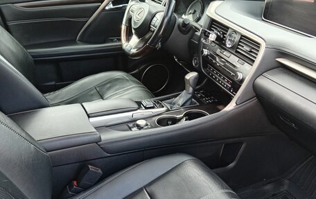Lexus RX IV рестайлинг, 2017 год, 3 990 000 рублей, 15 фотография