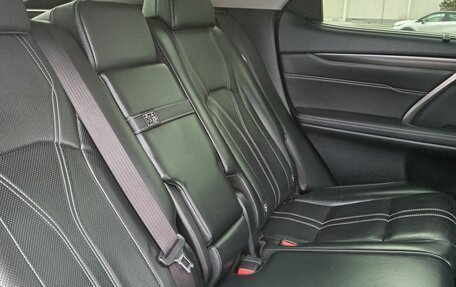 Lexus RX IV рестайлинг, 2017 год, 3 990 000 рублей, 19 фотография