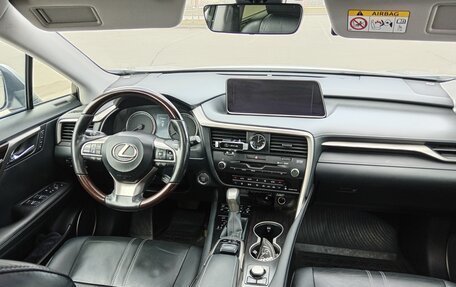 Lexus RX IV рестайлинг, 2017 год, 3 990 000 рублей, 36 фотография