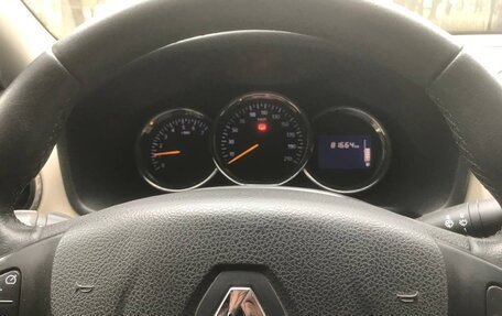 Renault Logan II, 2018 год, 950 000 рублей, 6 фотография