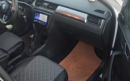 Skoda Rapid I, 2015 год, 820 000 рублей, 6 фотография