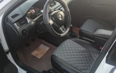 Skoda Rapid I, 2015 год, 820 000 рублей, 17 фотография