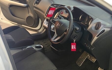 Honda Stream II, 2013 год, 1 399 000 рублей, 6 фотография