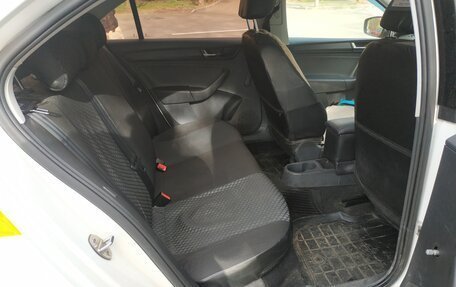 Skoda Rapid I, 2017 год, 860 000 рублей, 7 фотография