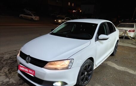 Volkswagen Jetta VI, 2012 год, 520 000 рублей, 8 фотография