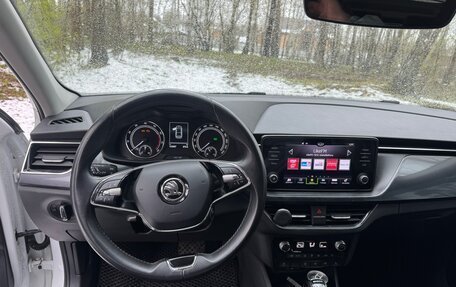 Skoda Rapid II, 2021 год, 1 700 000 рублей, 10 фотография